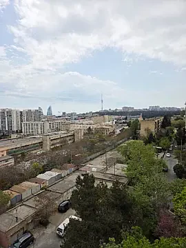 Satılır 3 otaqlı mənzil 98 m²