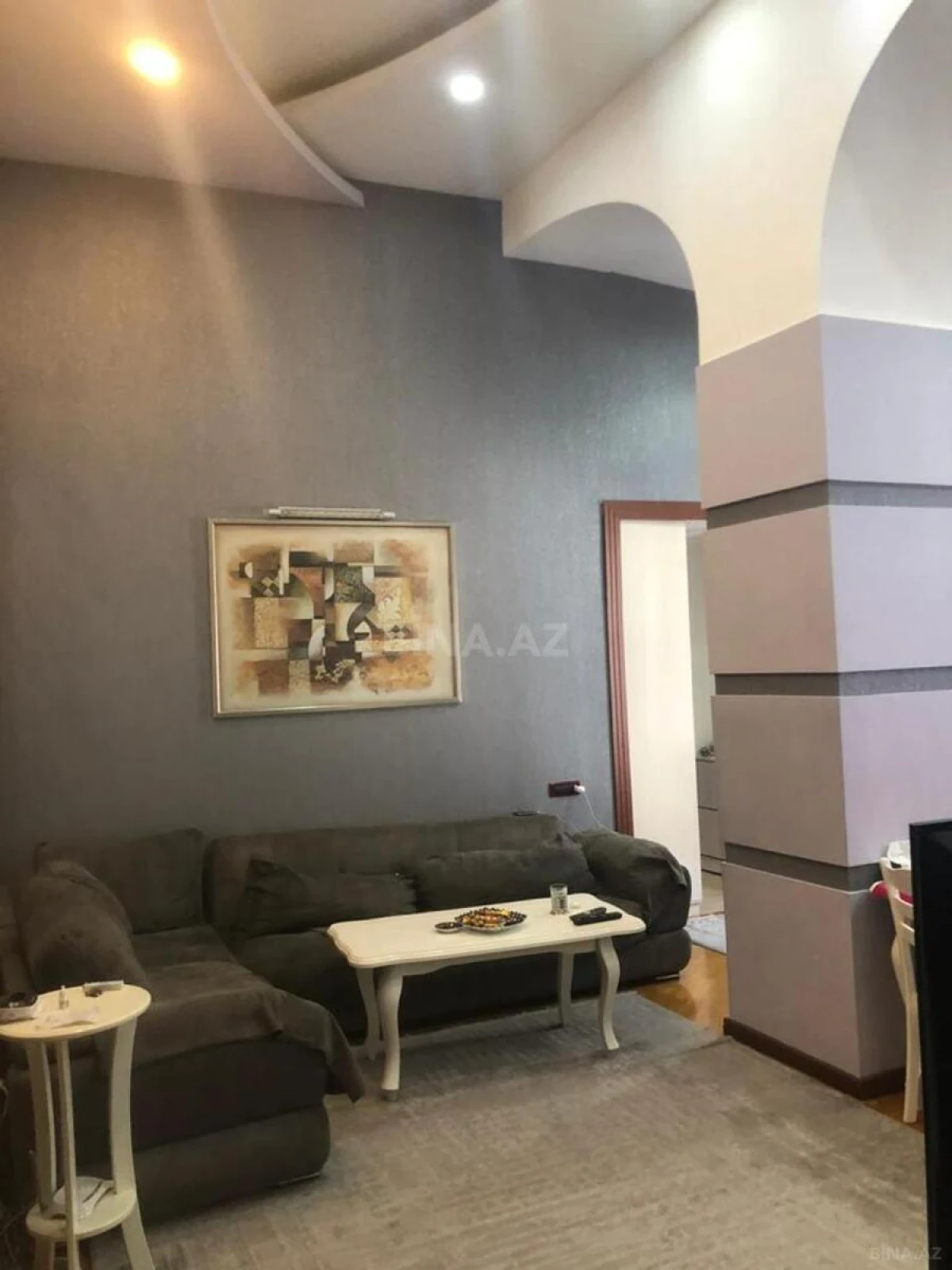 Satılır 3 otaqlı mənzil 128 m²