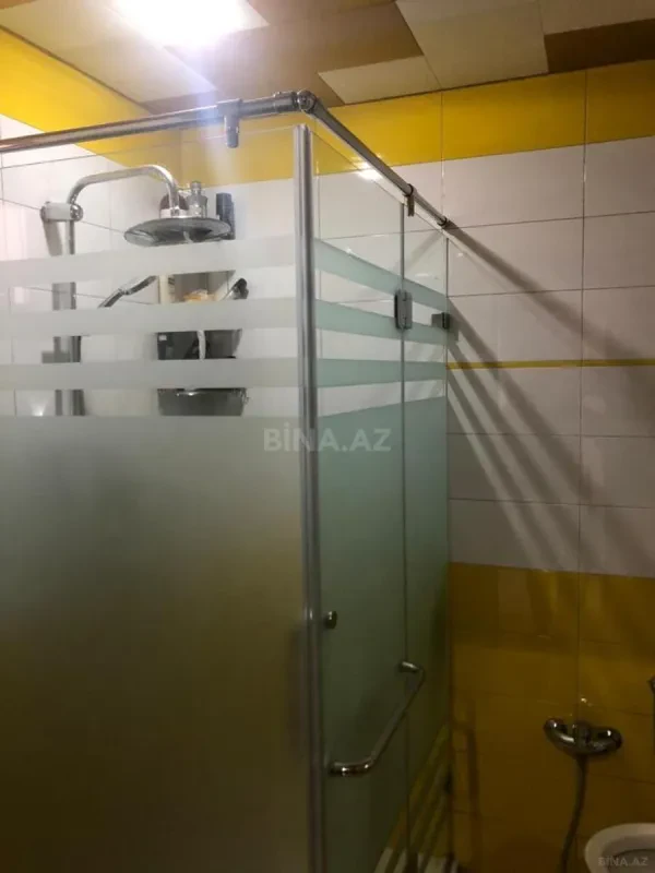 Satılır 3 otaqlı mənzil 128 m²