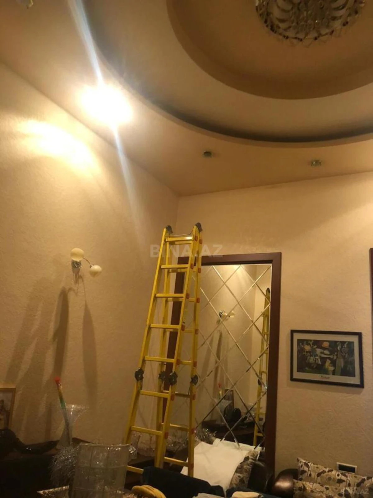 Satılır 3 otaqlı mənzil 128 m²