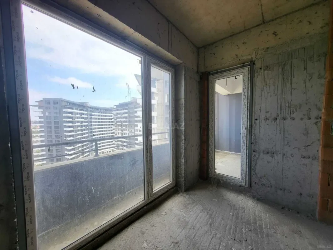 Satılır 2 otaqlı mənzil 79.4 m²