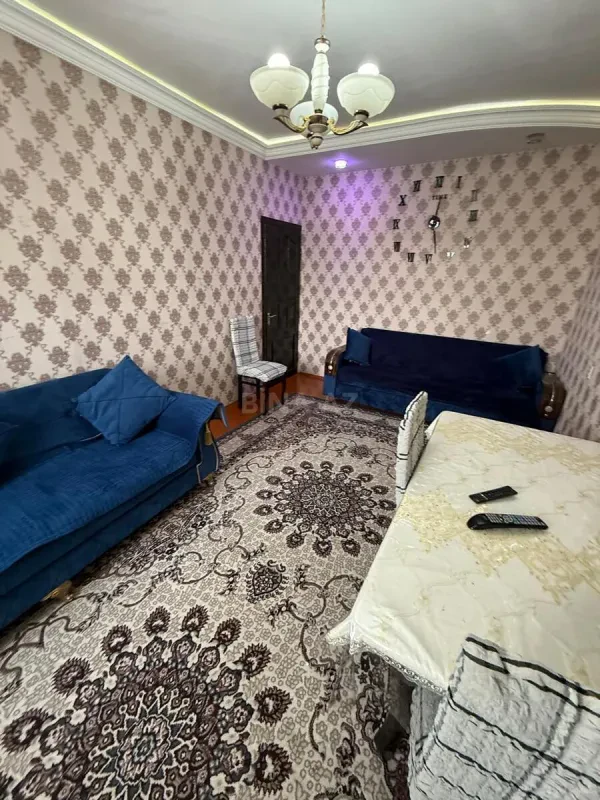 Satılır 2 otaqlı mənzil 60 m²