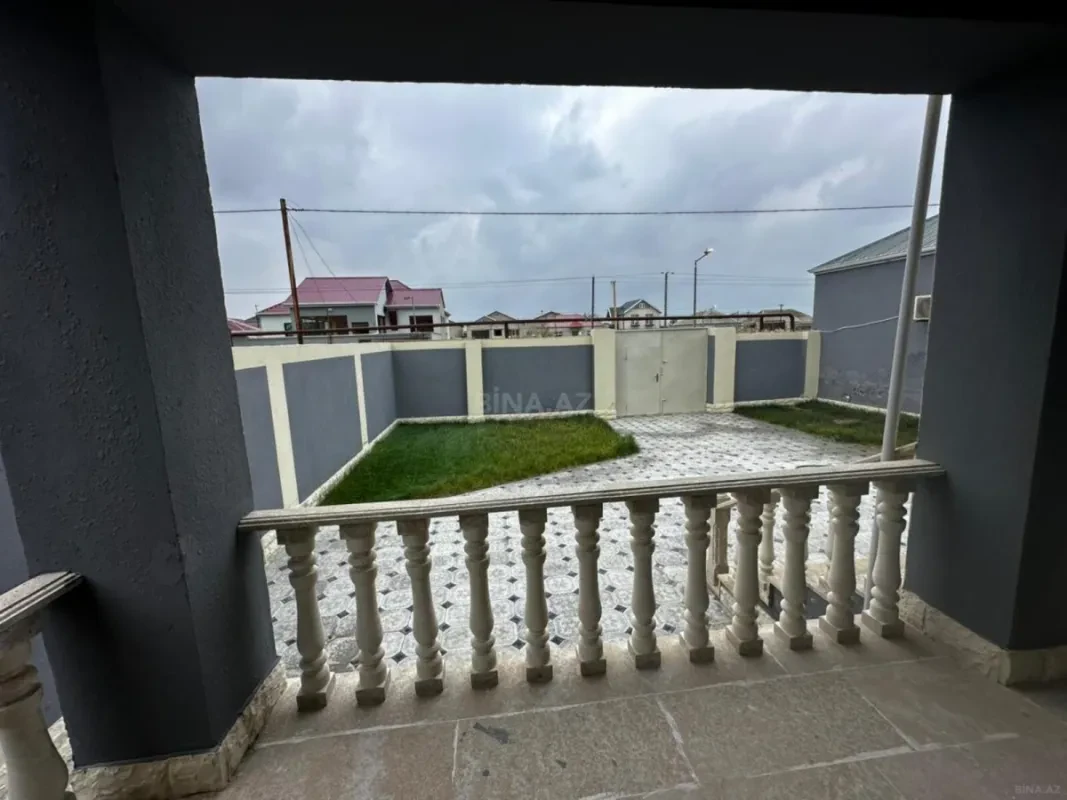 Satılır 4 otaqlı həyət evi 145 m²
