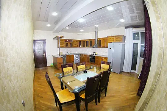 Kirayə verilir 5 otaqlı ofis 260 m²