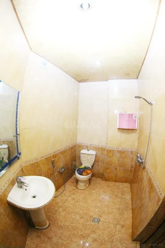 Kirayə verilir 5 otaqlı ofis 260 m²