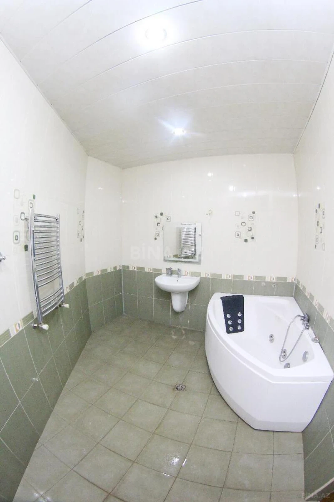 Kirayə verilir 5 otaqlı ofis 260 m²