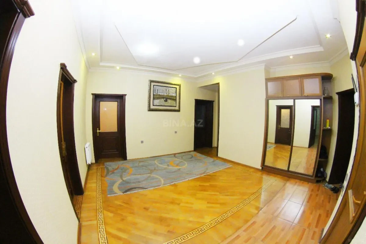Kirayə verilir 5 otaqlı ofis 260 m²