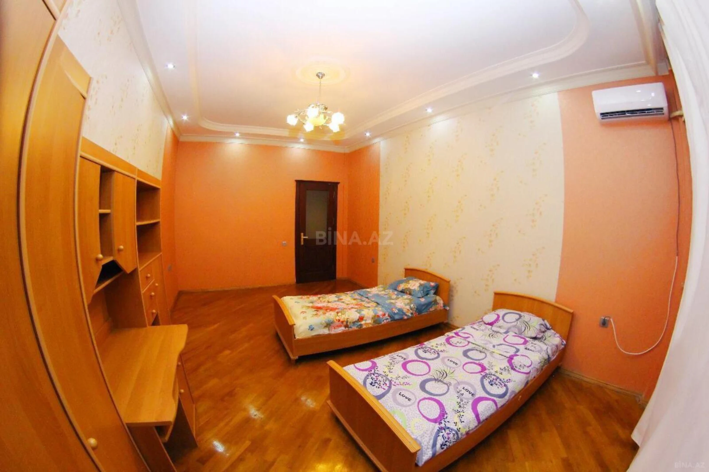 Kirayə verilir 5 otaqlı ofis 260 m²