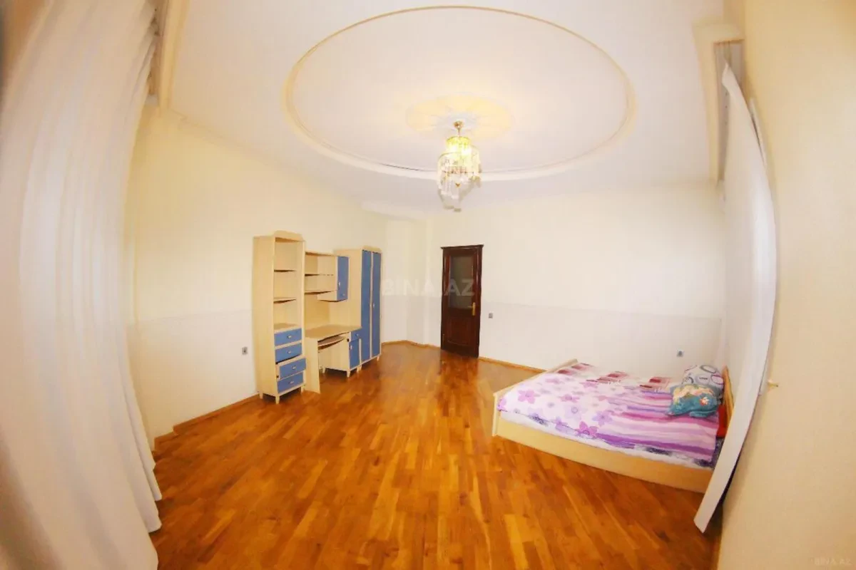Kirayə verilir 5 otaqlı ofis 260 m²