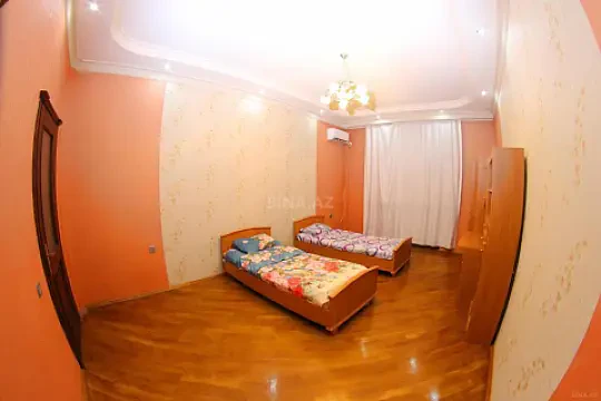 Kirayə verilir 5 otaqlı ofis 260 m²