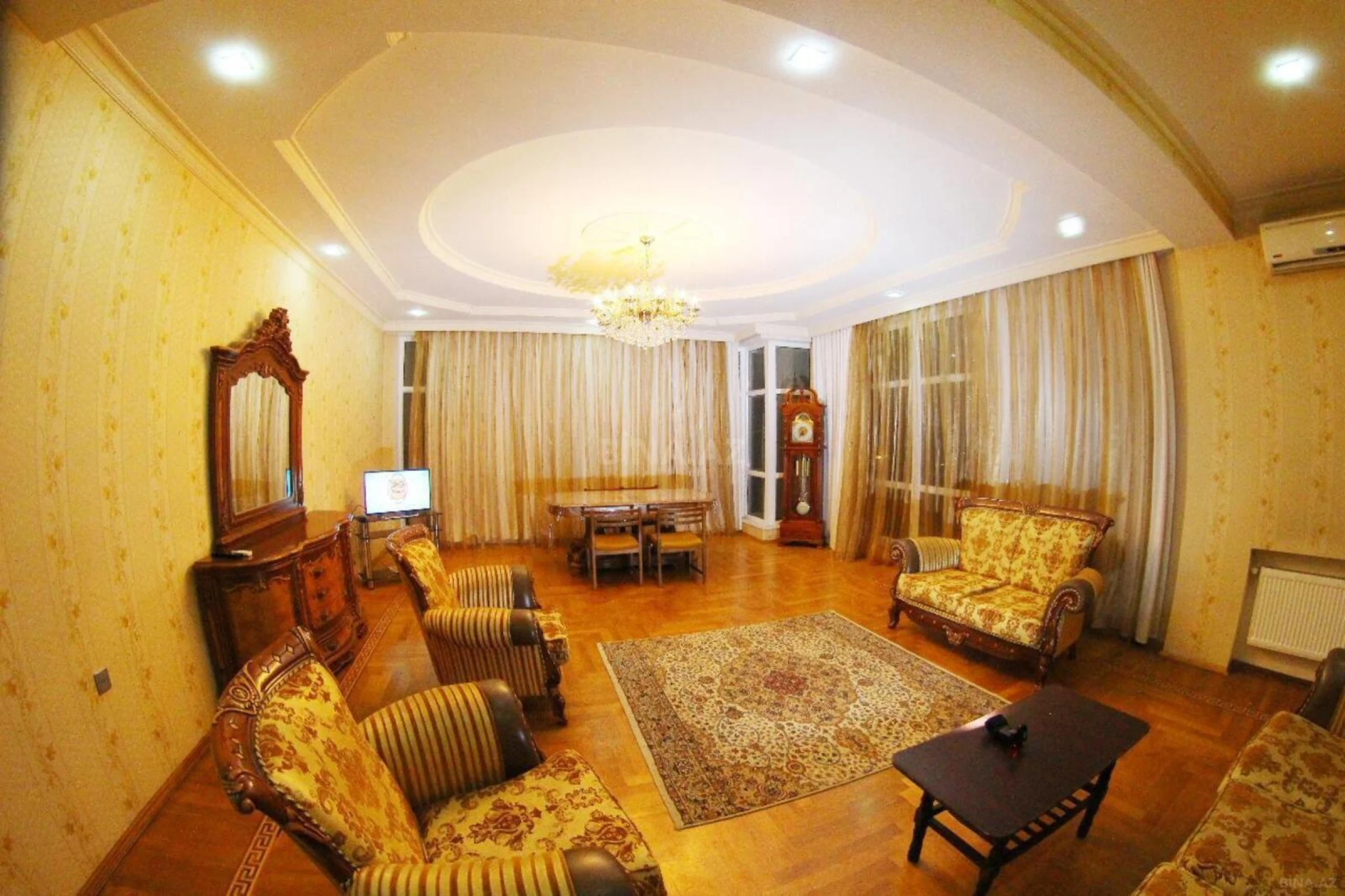 Kirayə verilir 5 otaqlı ofis 260 m²