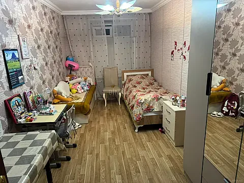 Satılır 3 otaqlı mənzil 70 m²