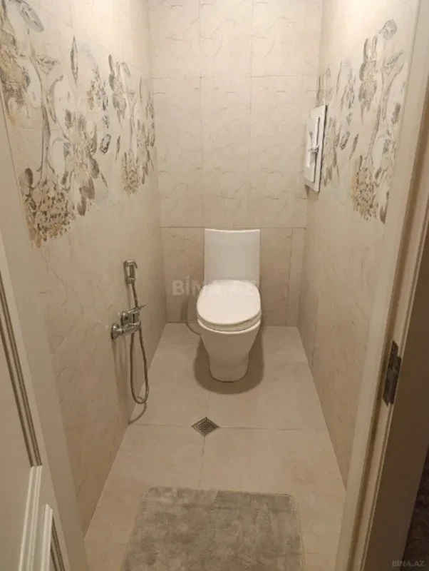 Kirayə verilir 3 otaqlı mənzil 130 m²