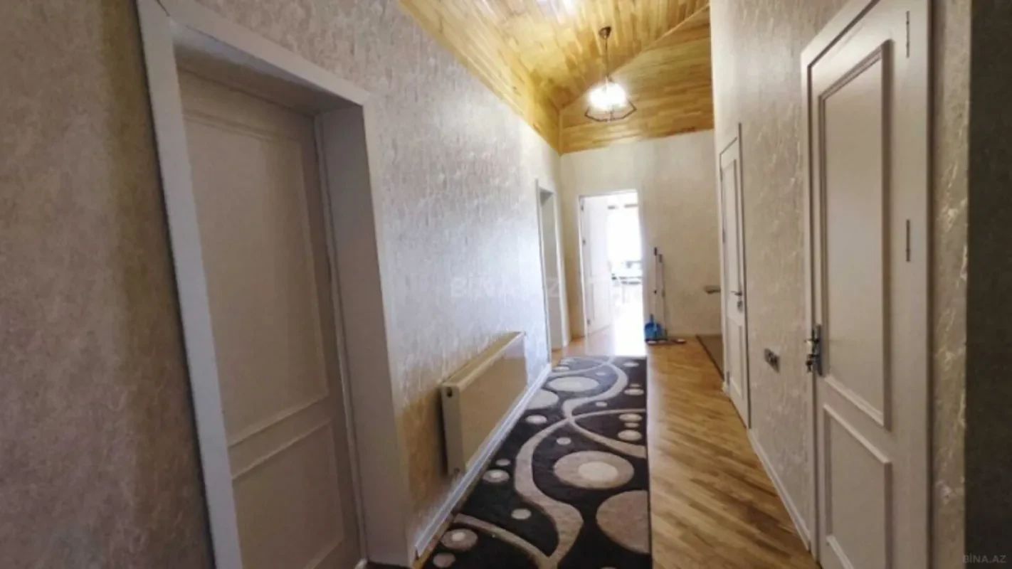 Kirayə verilir 3 otaqlı mənzil 130 m²
