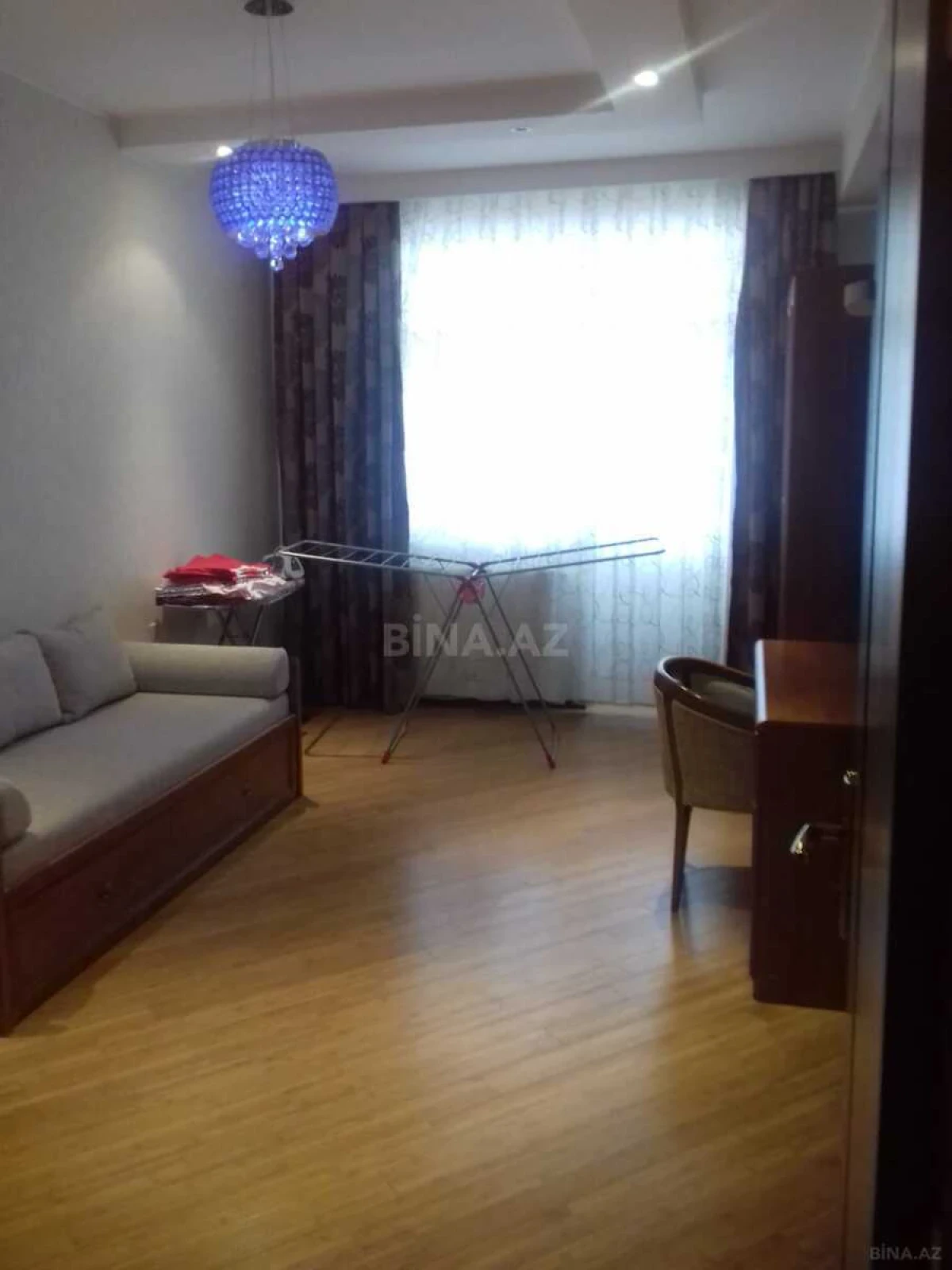 Kirayə verilir 3 otaqlı mənzil 110 m²