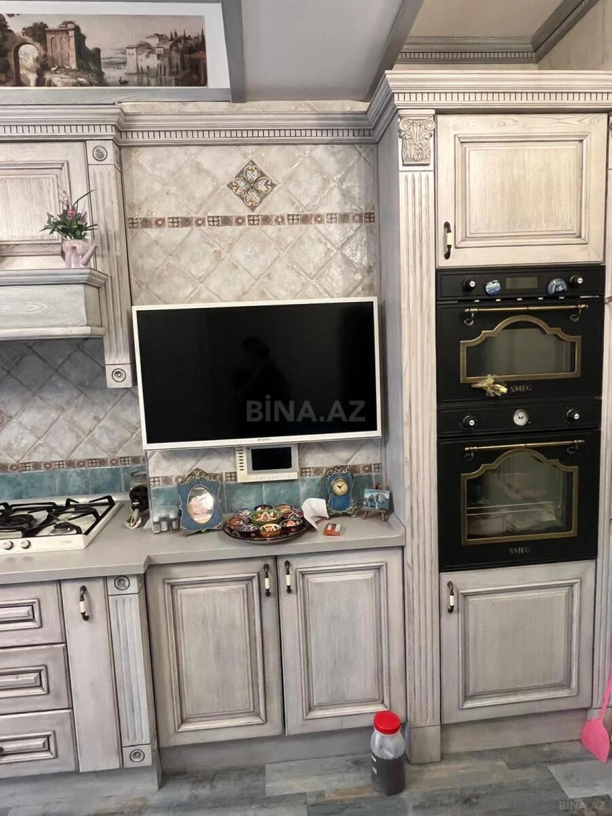 Satılır 4 otaqlı mənzil 200 m²