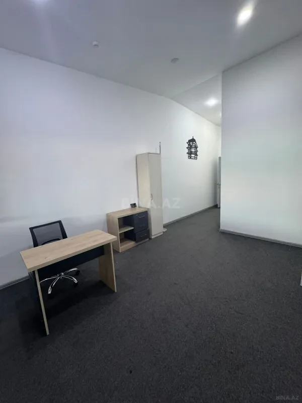 Kirayə verilir 1 otaqlı ofis 30 m²
