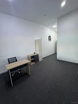Kirayə verilir 1 otaqlı ofis 30 m²