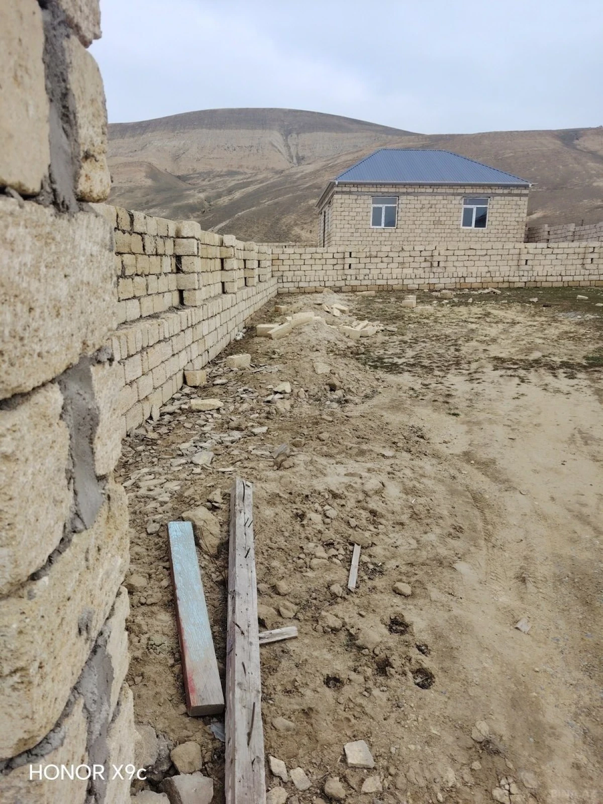Satılır torpaq sahəsi 4 m²
