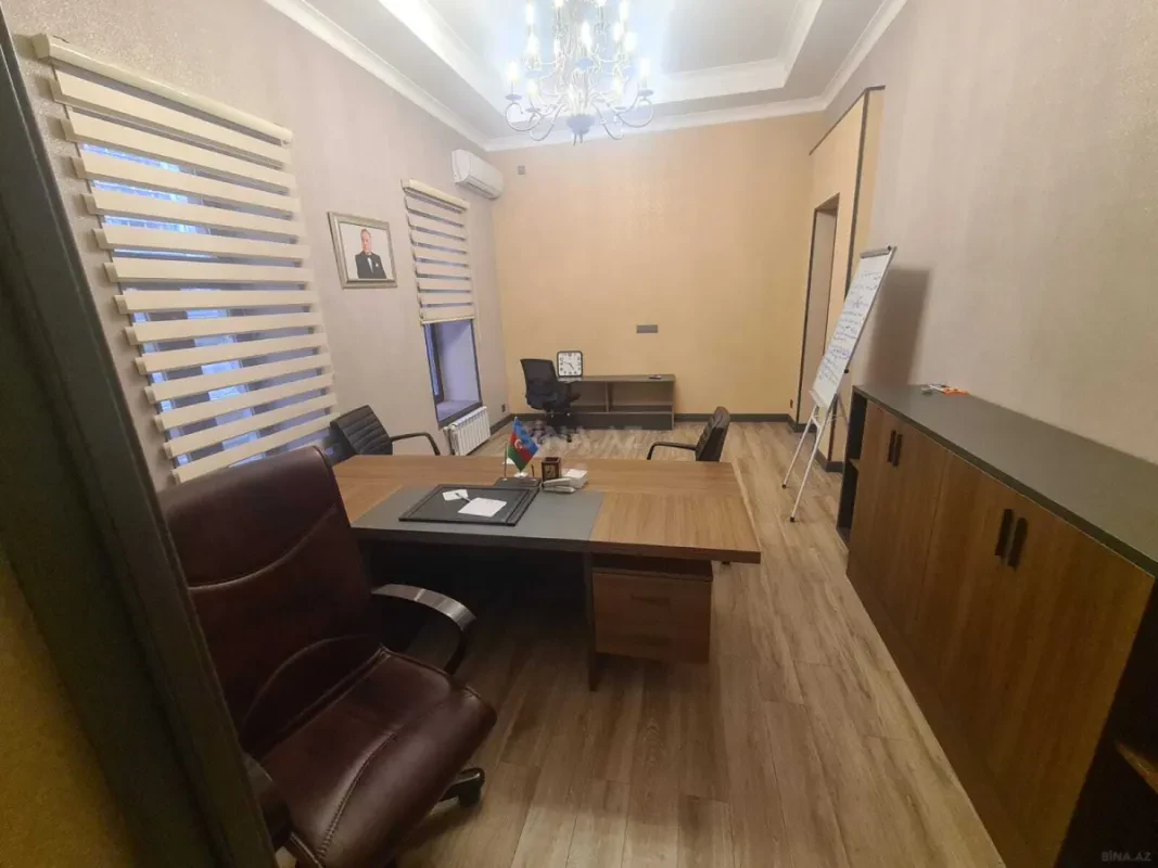 Kirayə verilir 6 otaqlı ofis 135 m²
