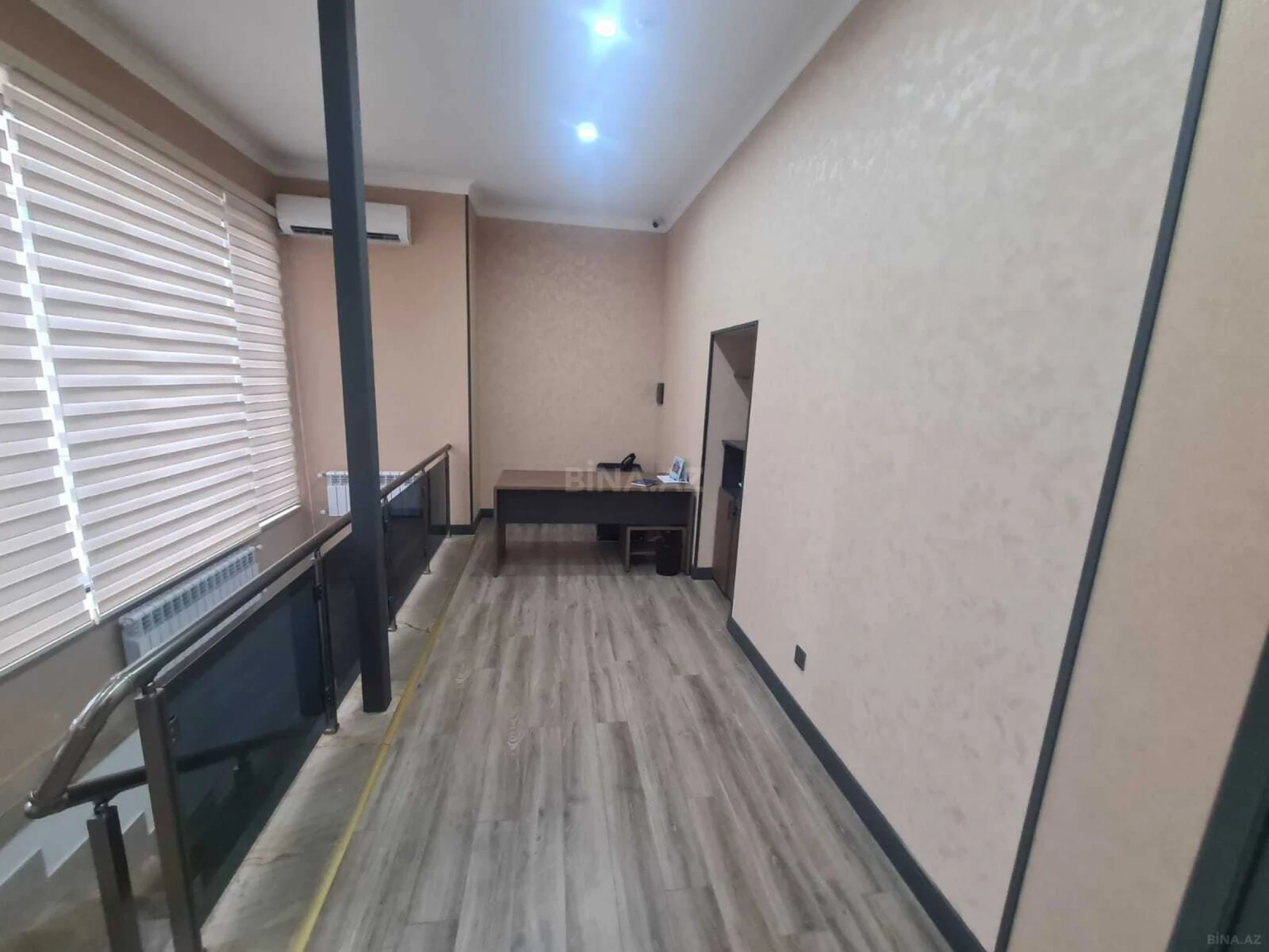 Kirayə verilir 6 otaqlı ofis 135 m²