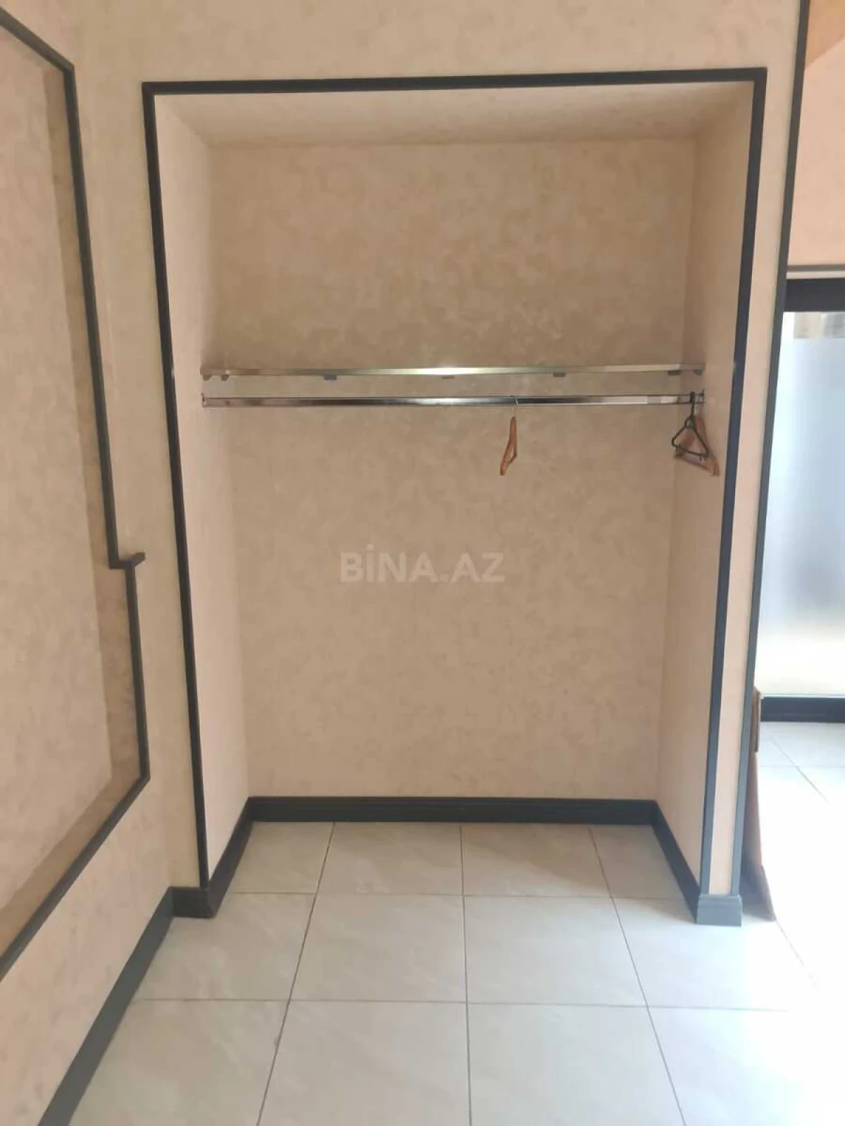 Kirayə verilir 6 otaqlı ofis 135 m²