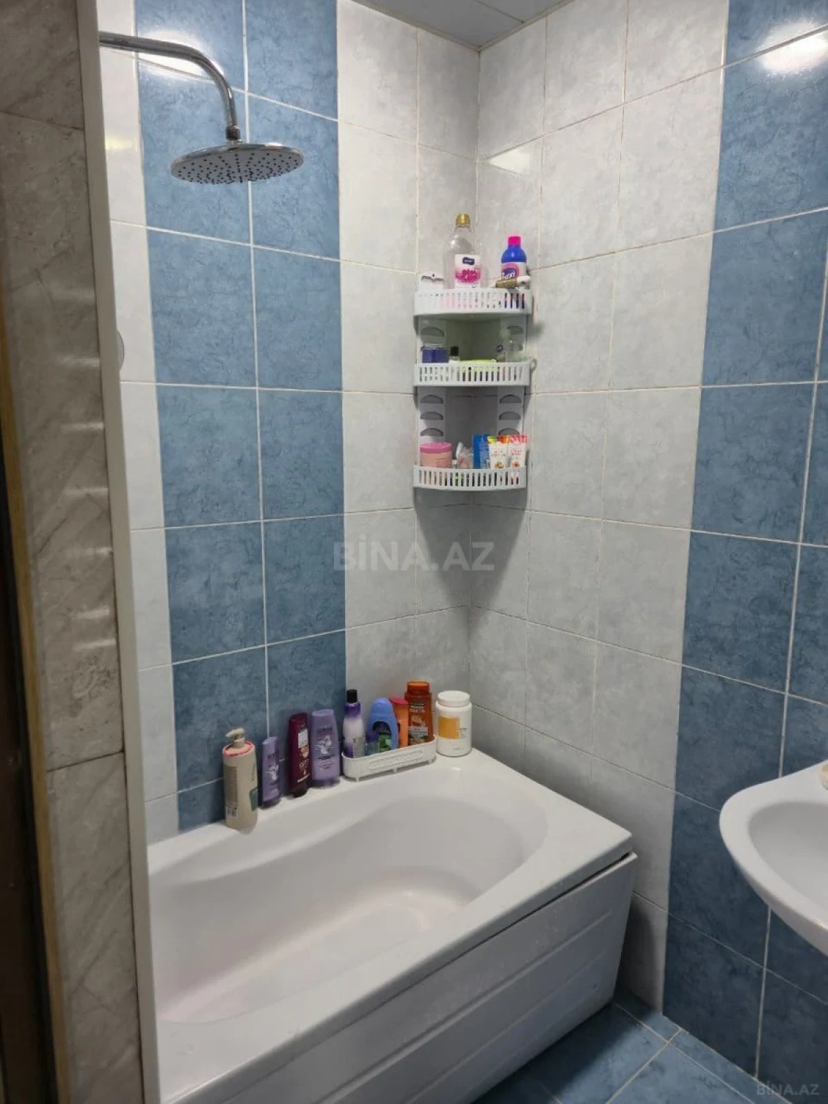 Satılır 2 otaqlı mənzil 92 m²