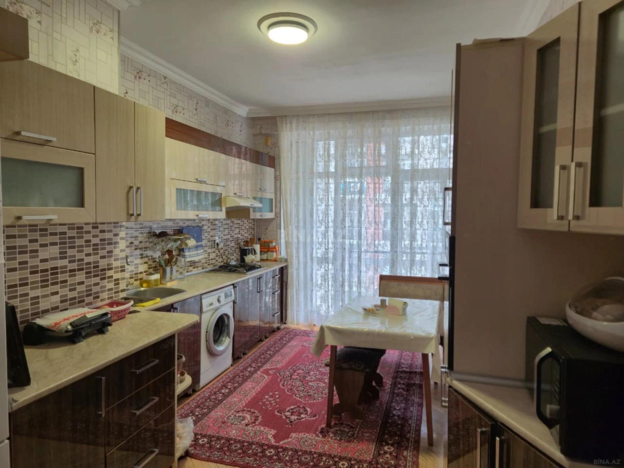 Satılır 2 otaqlı mənzil 92 m²