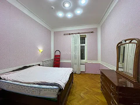 Kirayə verilir 3 otaqlı mənzil 100 m²