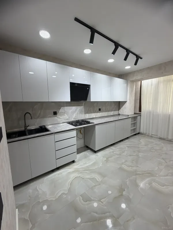 Satılır 2 otaqlı mənzil 55 m²