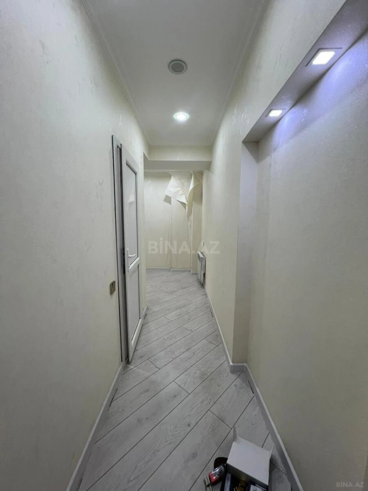 Satılır 2 otaqlı mənzil 57 m²