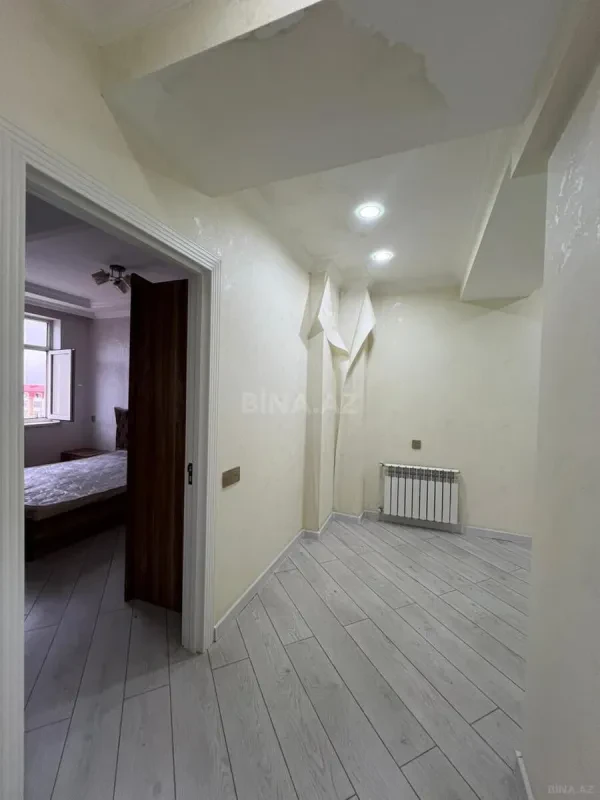 Satılır 2 otaqlı mənzil 57 m²