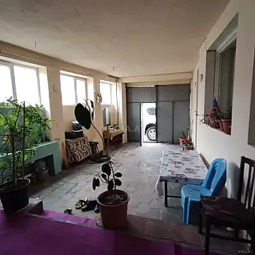 Kirayə verilir 2 otaqlı həyət evi 70 m² — Bakı 2 otaq 70.00 m²