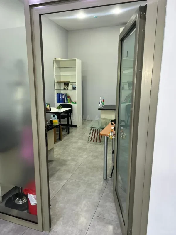 Kirayə verilir 1 otaqlı ofis 20 m²