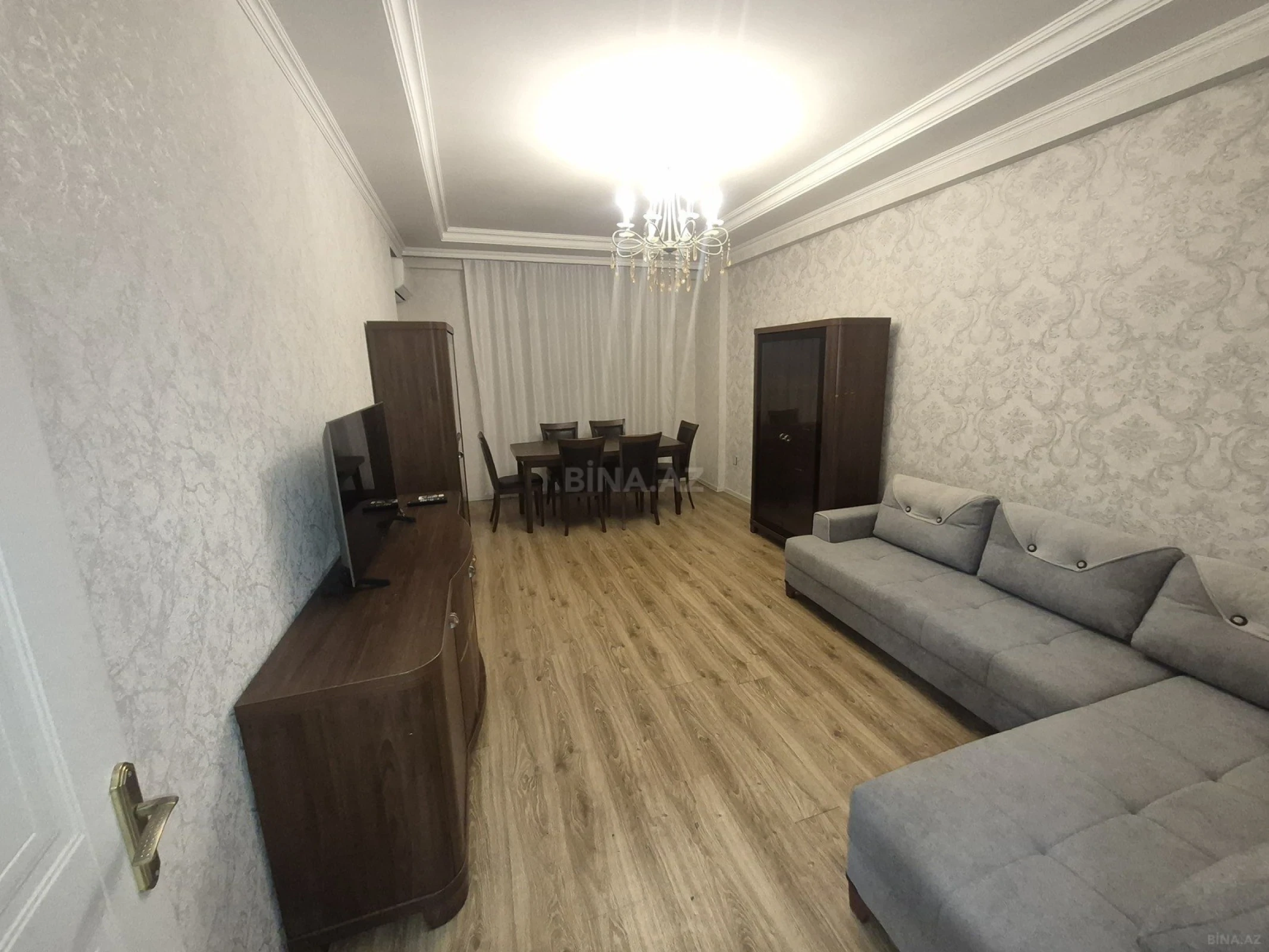 Kirayə verilir 2 otaqlı mənzil 60 m²