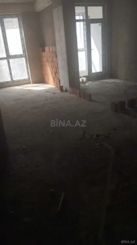 Satılır 2 otaqlı mənzil 47 m²