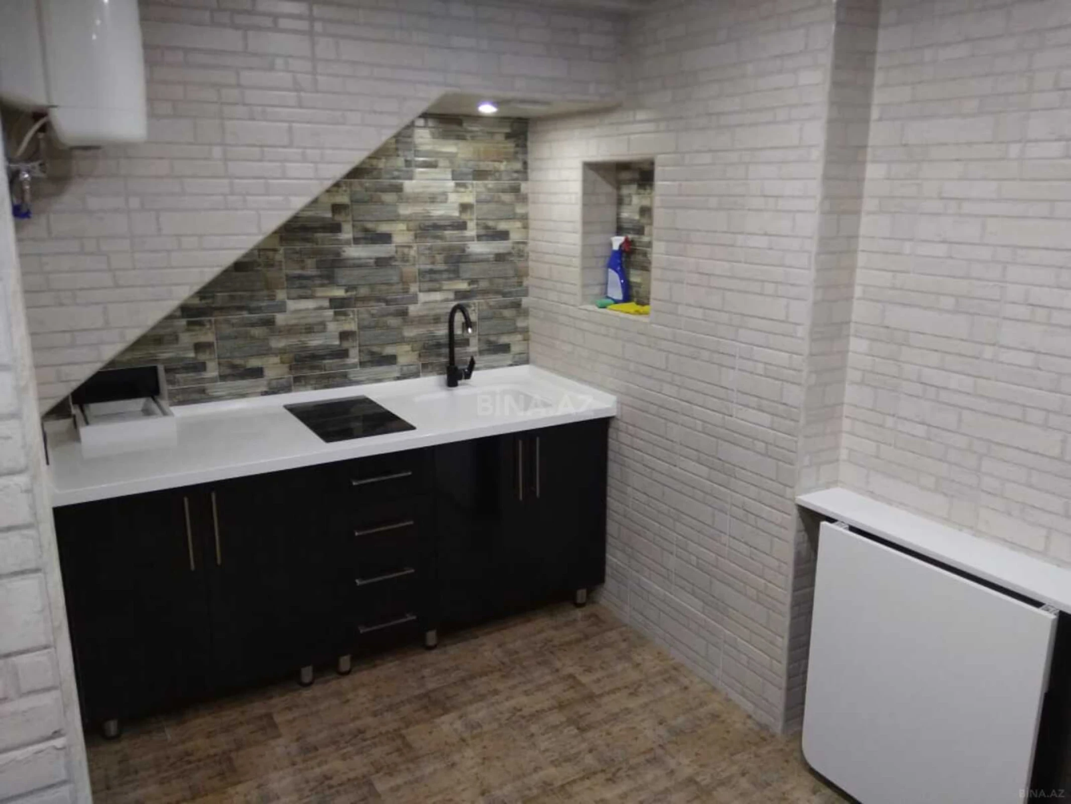 Kirayə verilir 3 otaqlı ofis 66 m²