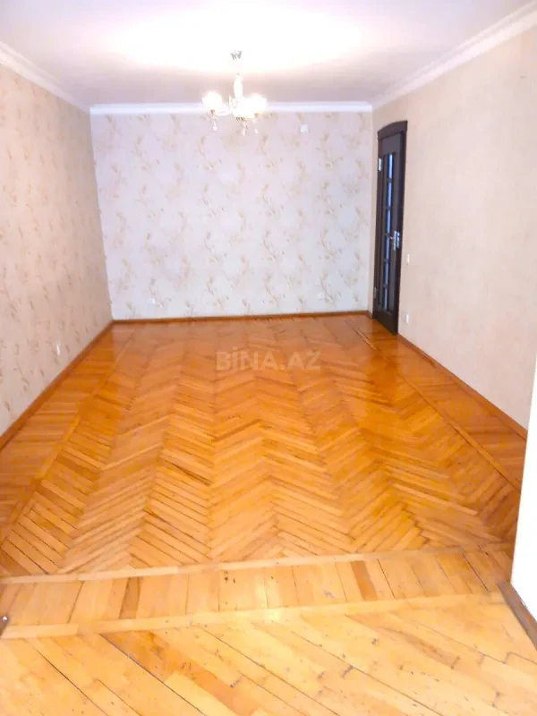 Kirayə verilir 3 otaqlı mənzil 70 m²