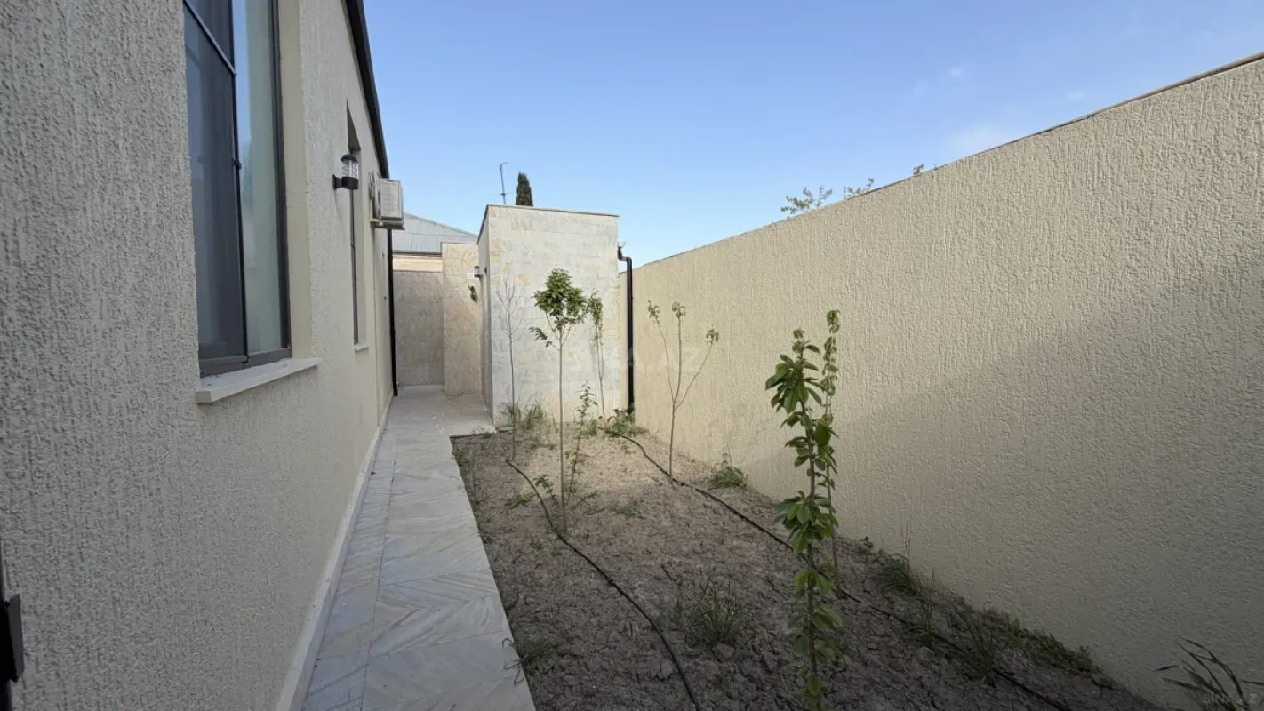 Satılır 1 otaqlı həyət evi 170 m²