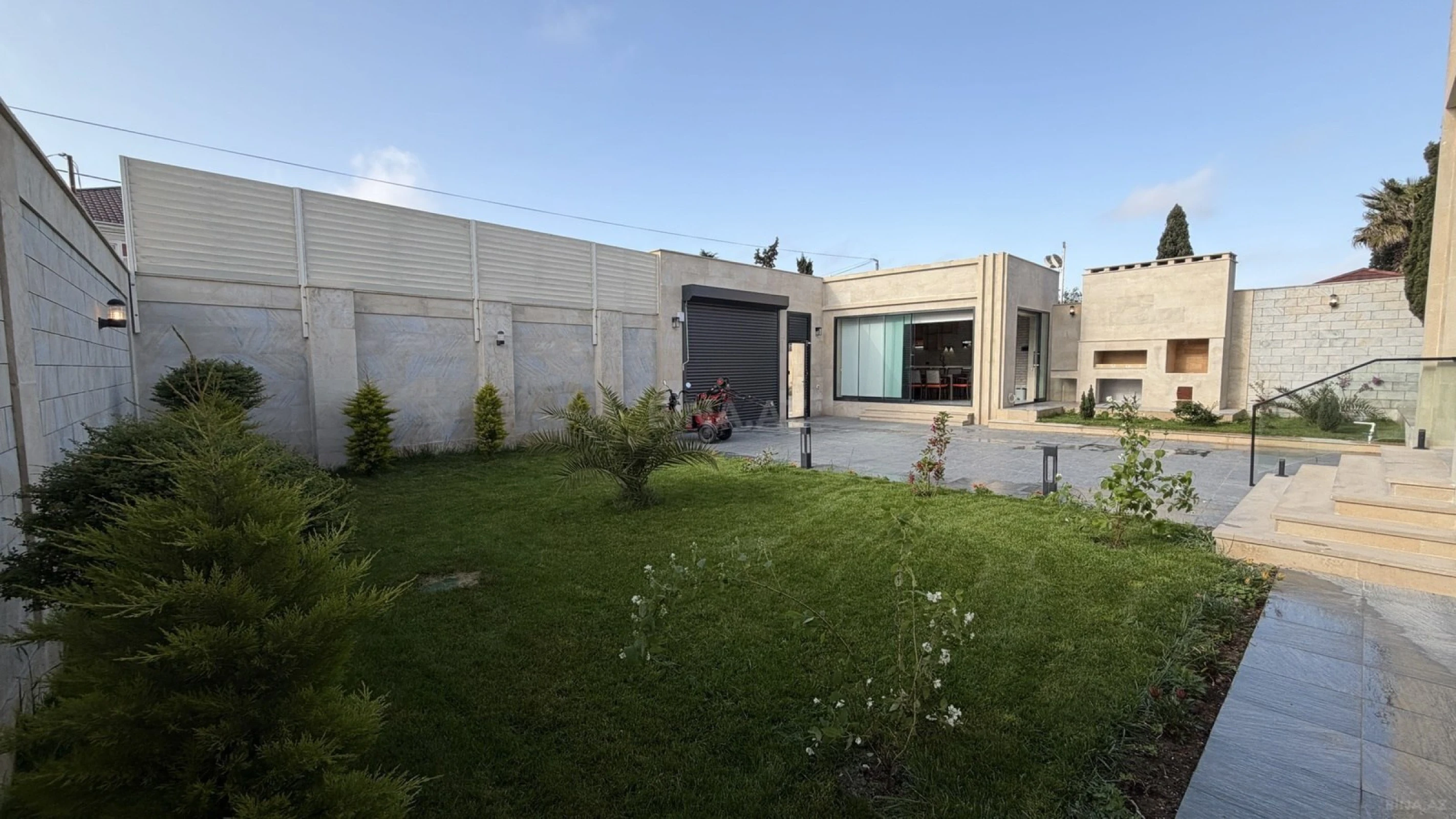 Satılır 1 otaqlı həyət evi 170 m²