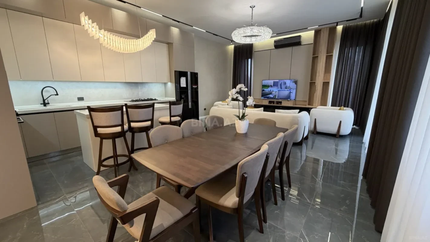 Satılır 1 otaqlı həyət evi 170 m²