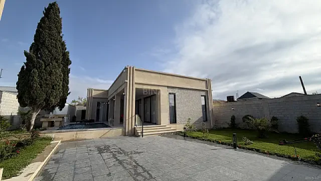 Satılır 1 otaqlı həyət evi 170 m²
