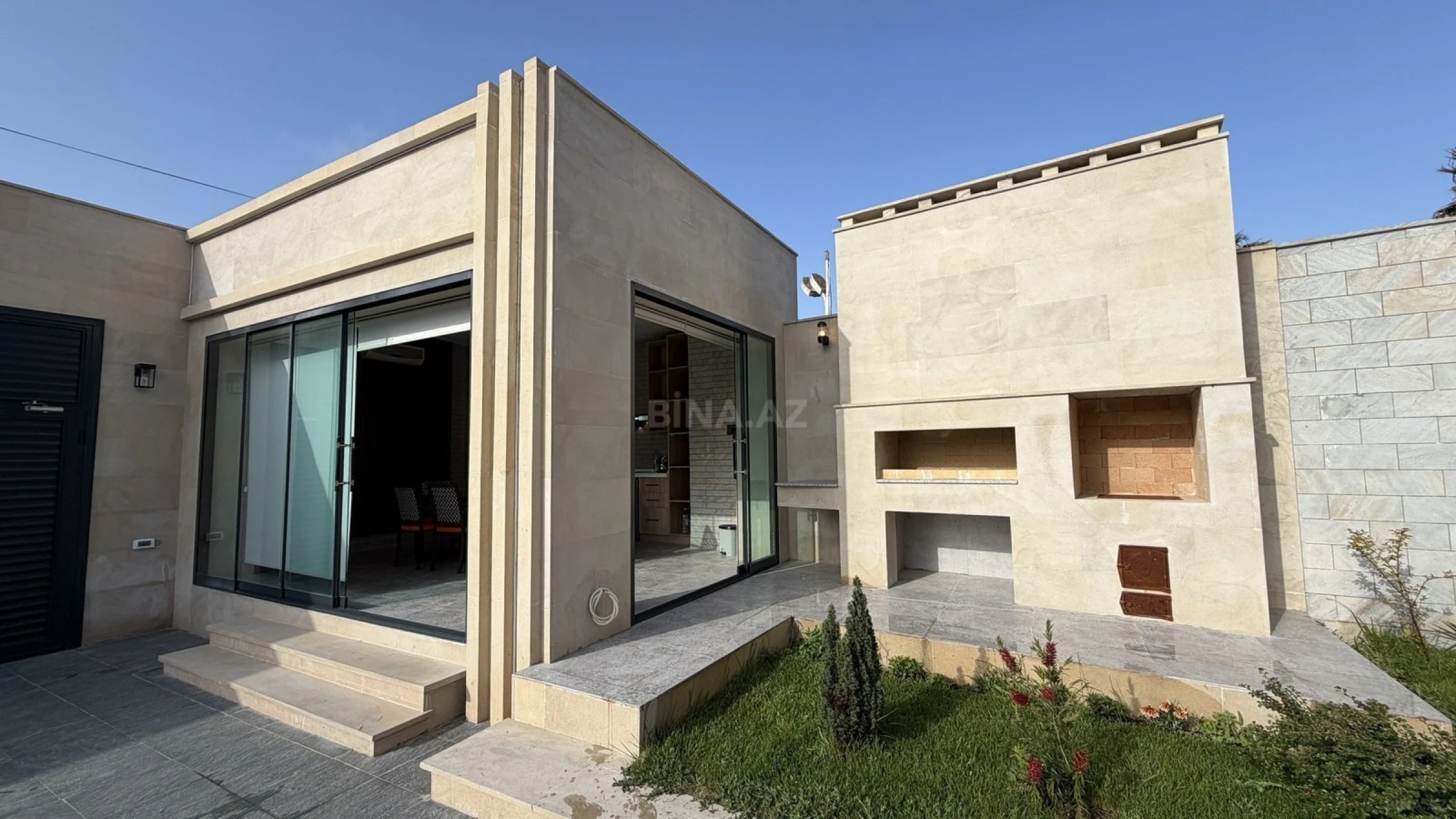 Satılır 1 otaqlı həyət evi 170 m²