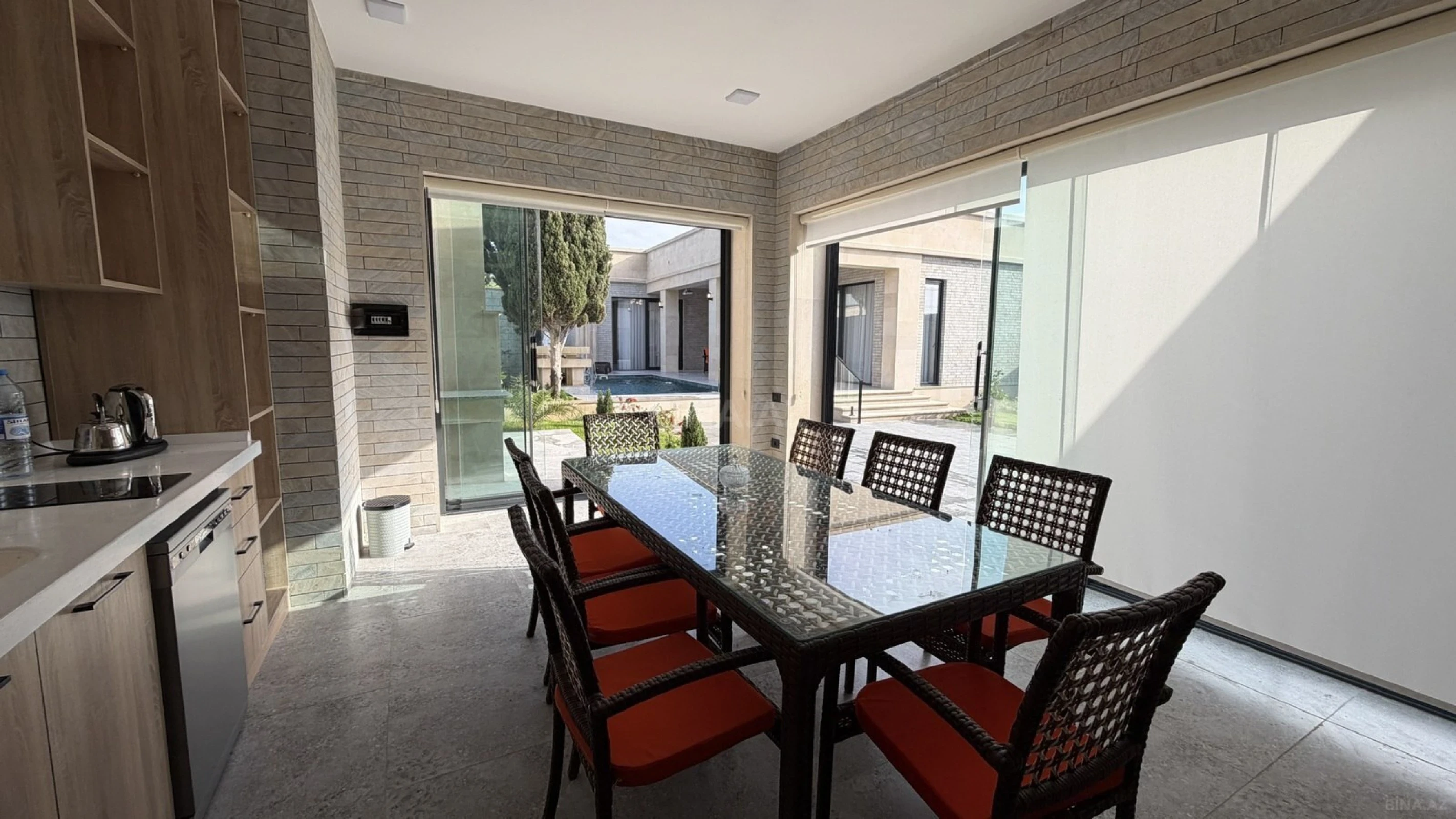 Satılır 1 otaqlı həyət evi 170 m²