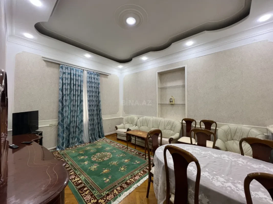 Kirayə verilir 3 otaqlı mənzil 100 m²