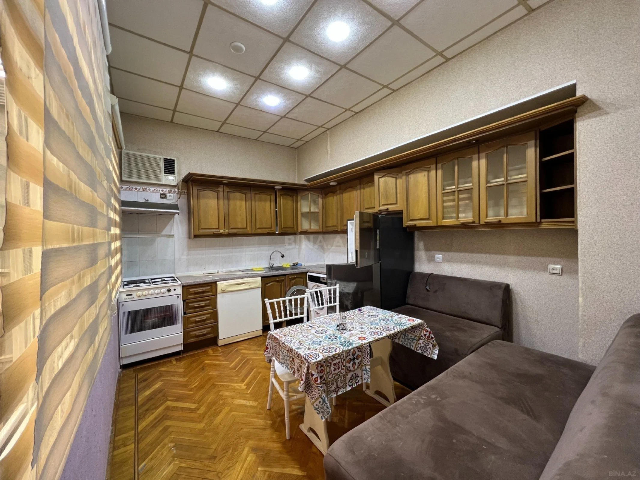 Kirayə verilir 3 otaqlı mənzil 100 m²