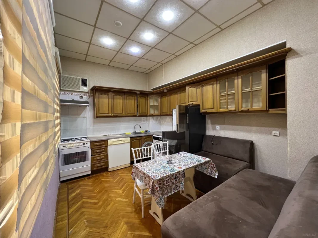 Kirayə verilir 3 otaqlı mənzil 100 m²