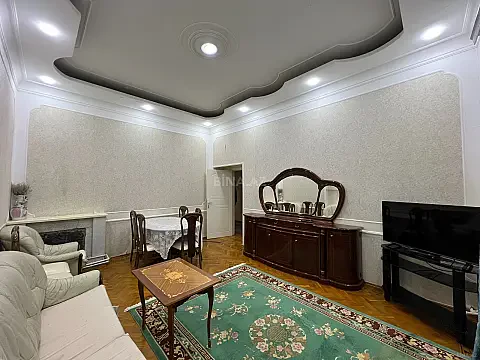 Kirayə verilir 3 otaqlı mənzil 100 m²