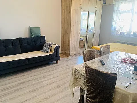 Satılır 1 otaqlı mənzil 40 m²