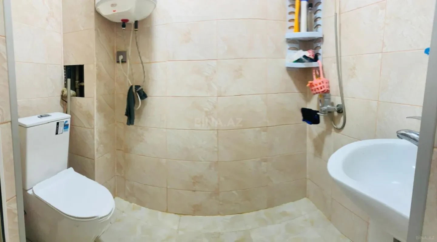Satılır 1 otaqlı mənzil 40 m²